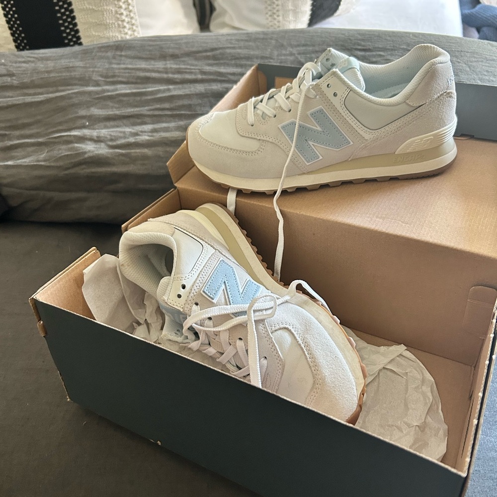 New Balance Cream and Light Blue Sneakers